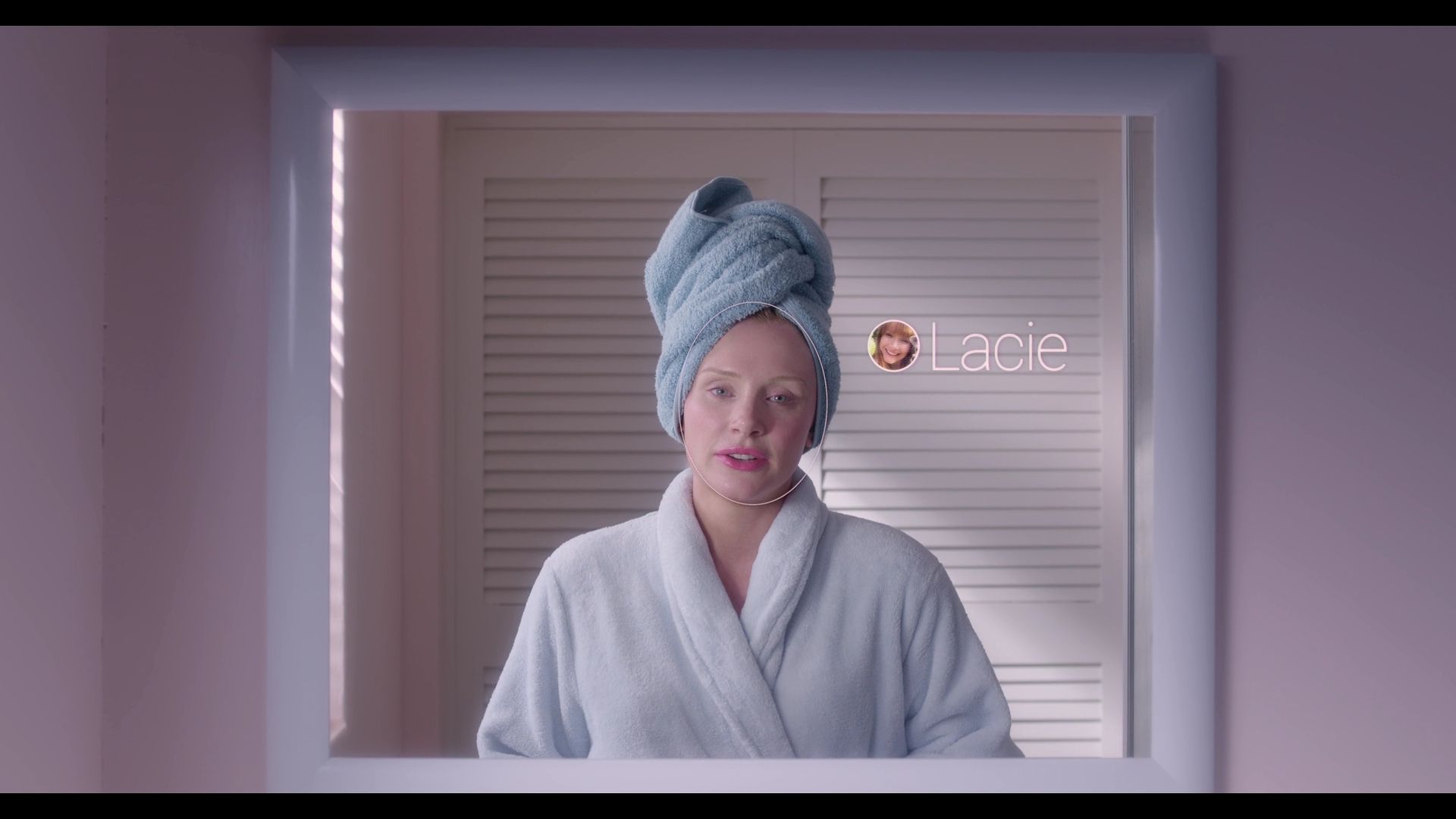 BlackMirror_3x01_Nosedive_0017.jpg