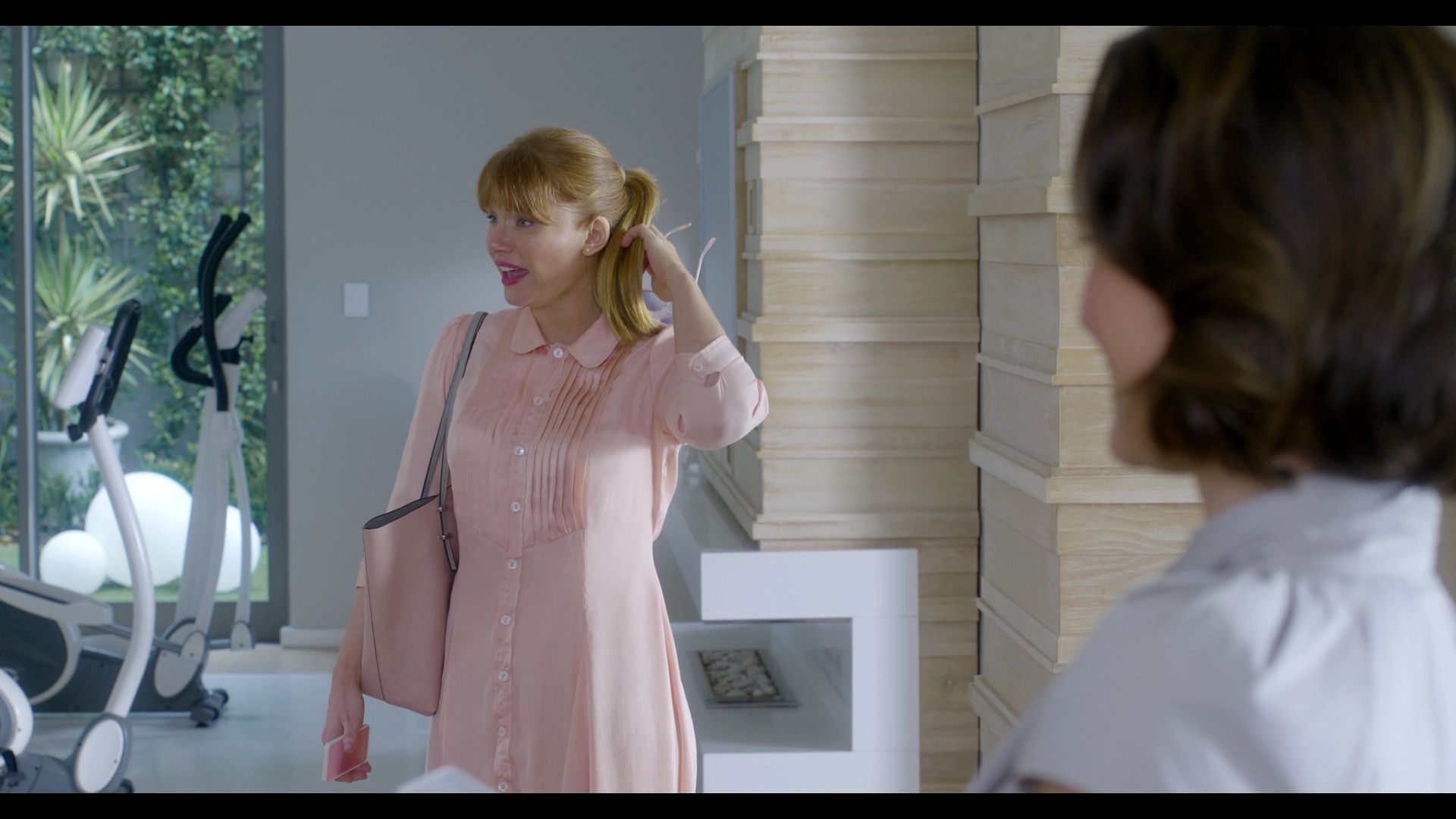 BlackMirror_3x01_Nosedive_0136.jpg BlackMirror_3x01_Nosedive_0136.jpg