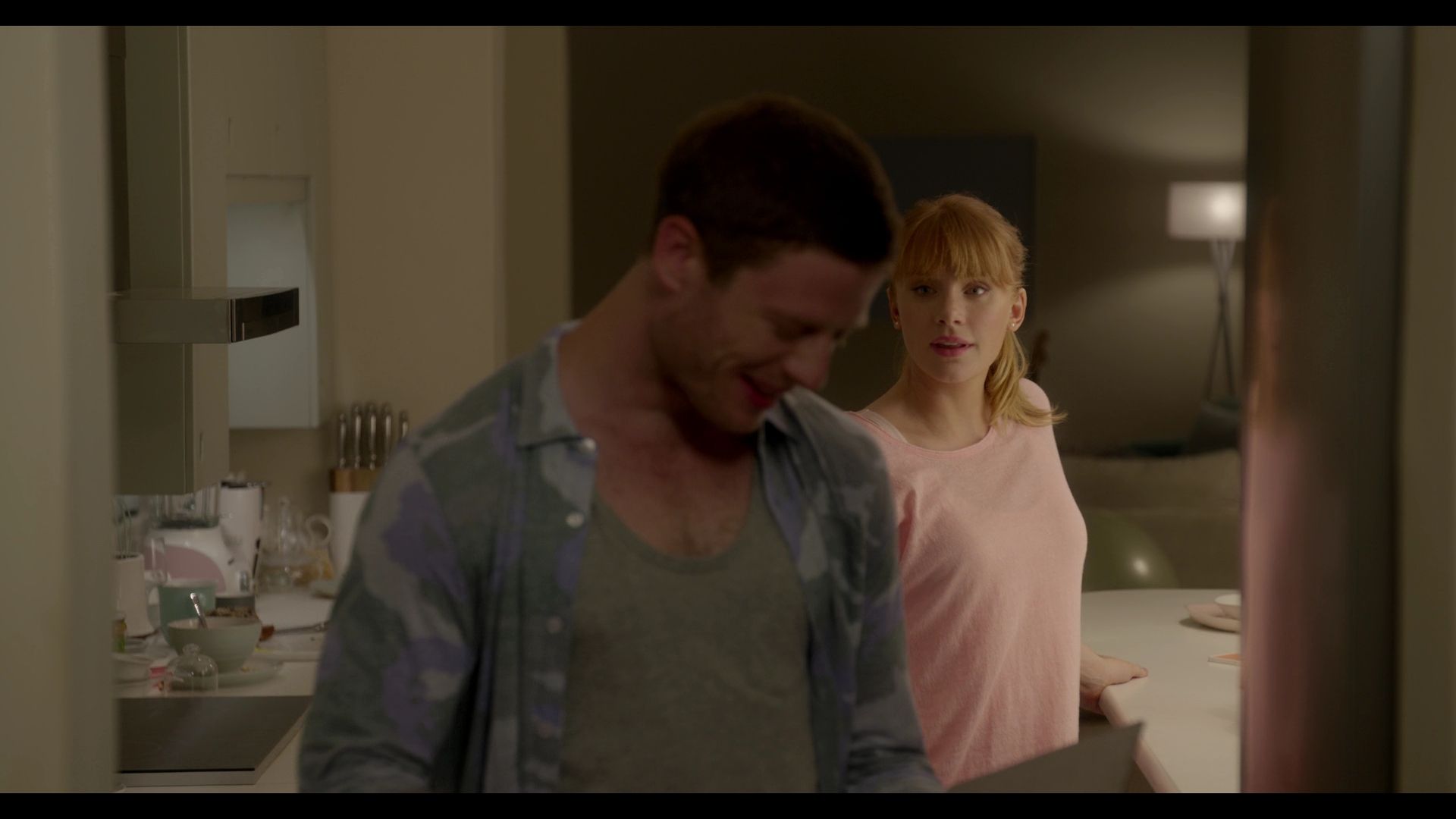 BlackMirror_3x01_Nosedive_0192.jpg