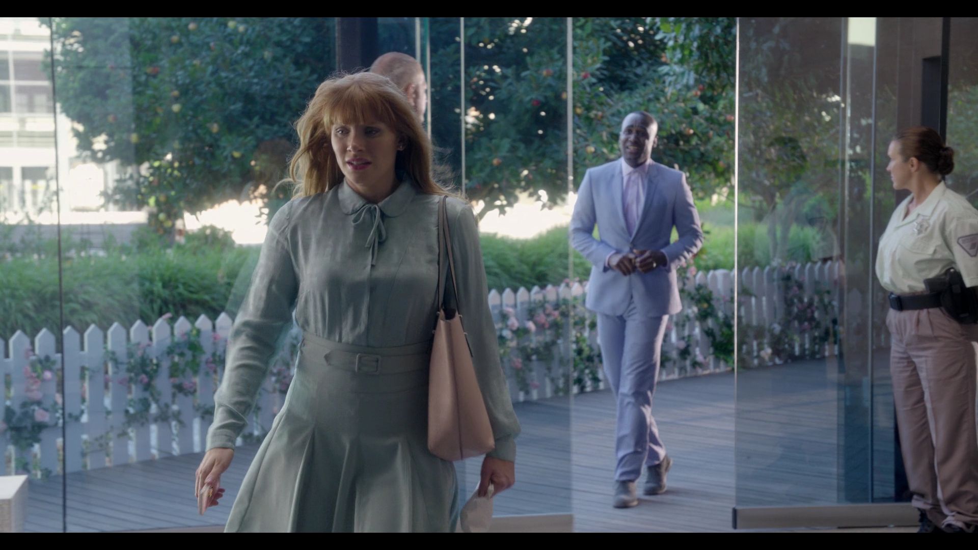 BlackMirror_3x01_Nosedive_0237.jpg
