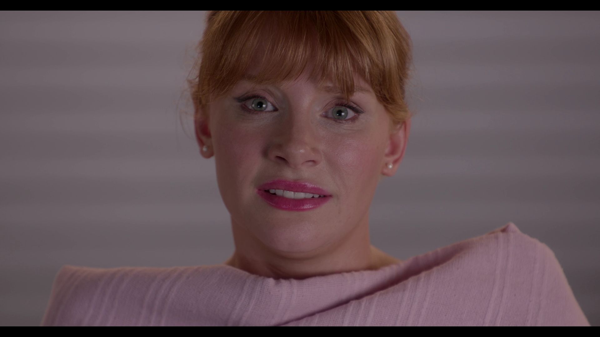 BlackMirror_3x01_Nosedive_0338.jpg