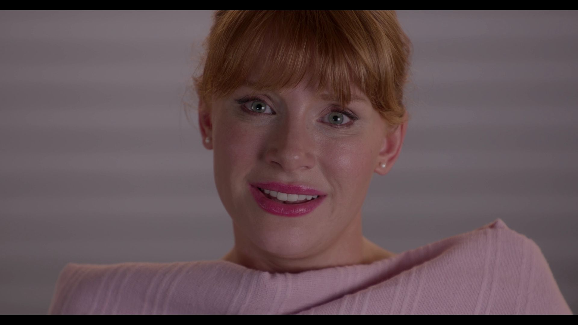 BlackMirror_3x01_Nosedive_0340.jpg