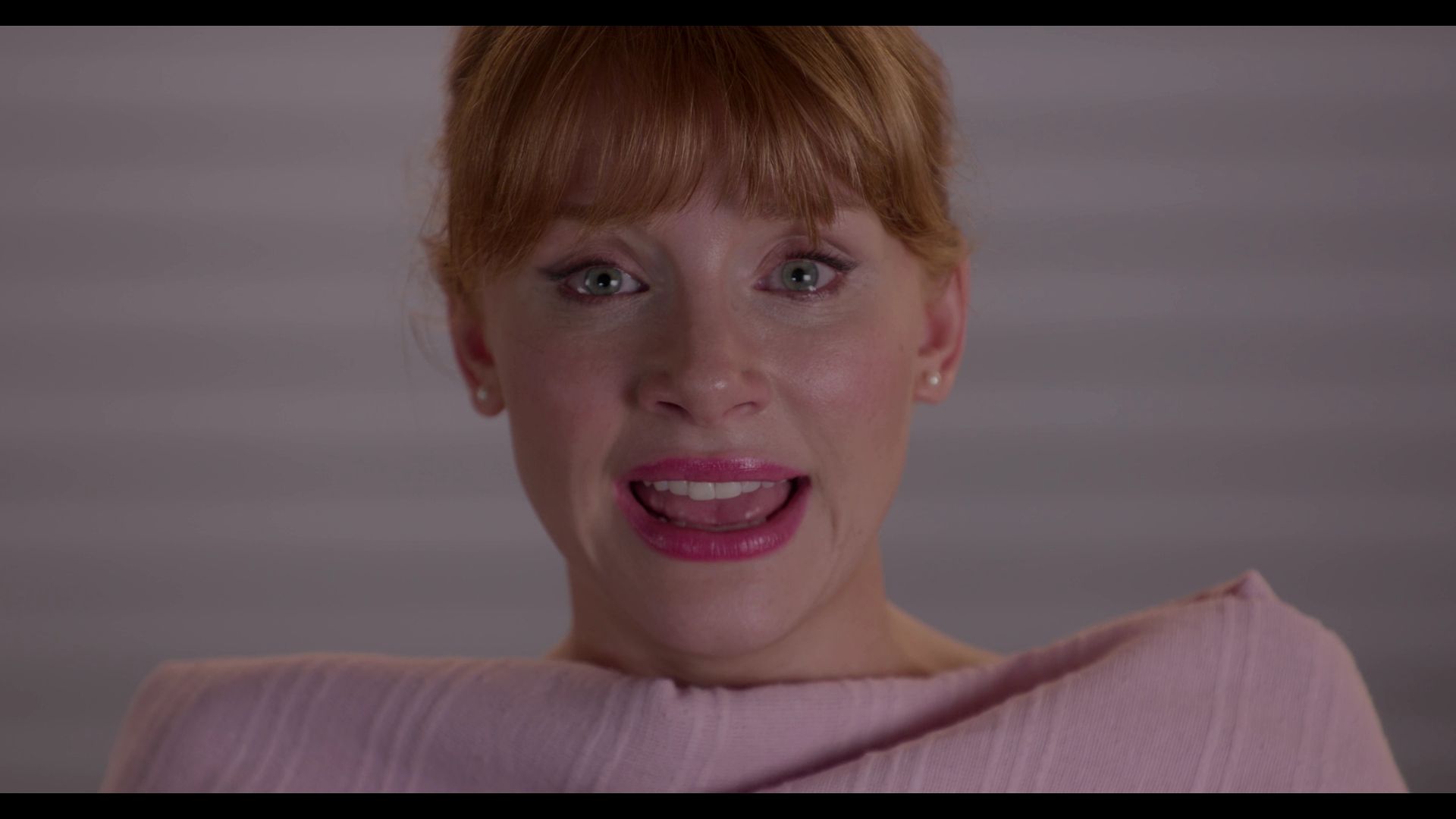 BlackMirror_3x01_Nosedive_0346.jpg