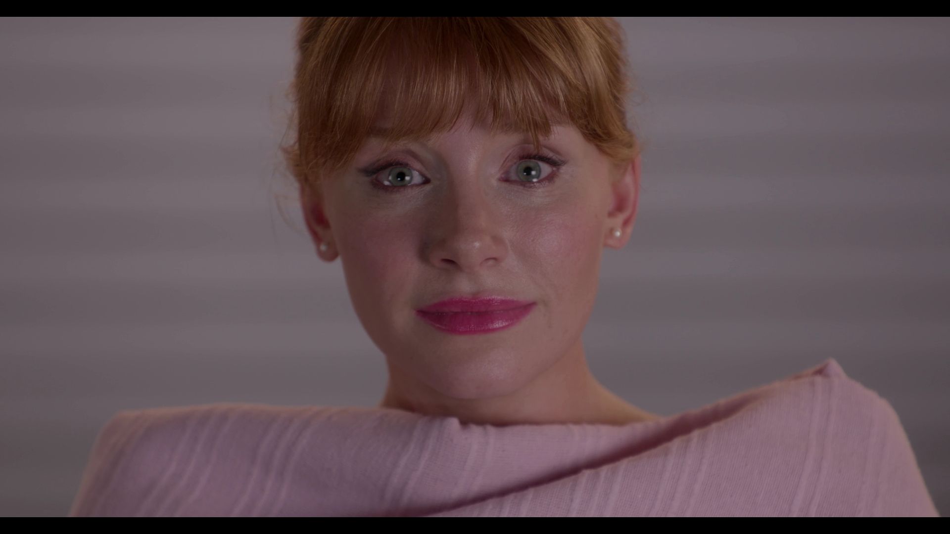 BlackMirror_3x01_Nosedive_0349.jpg