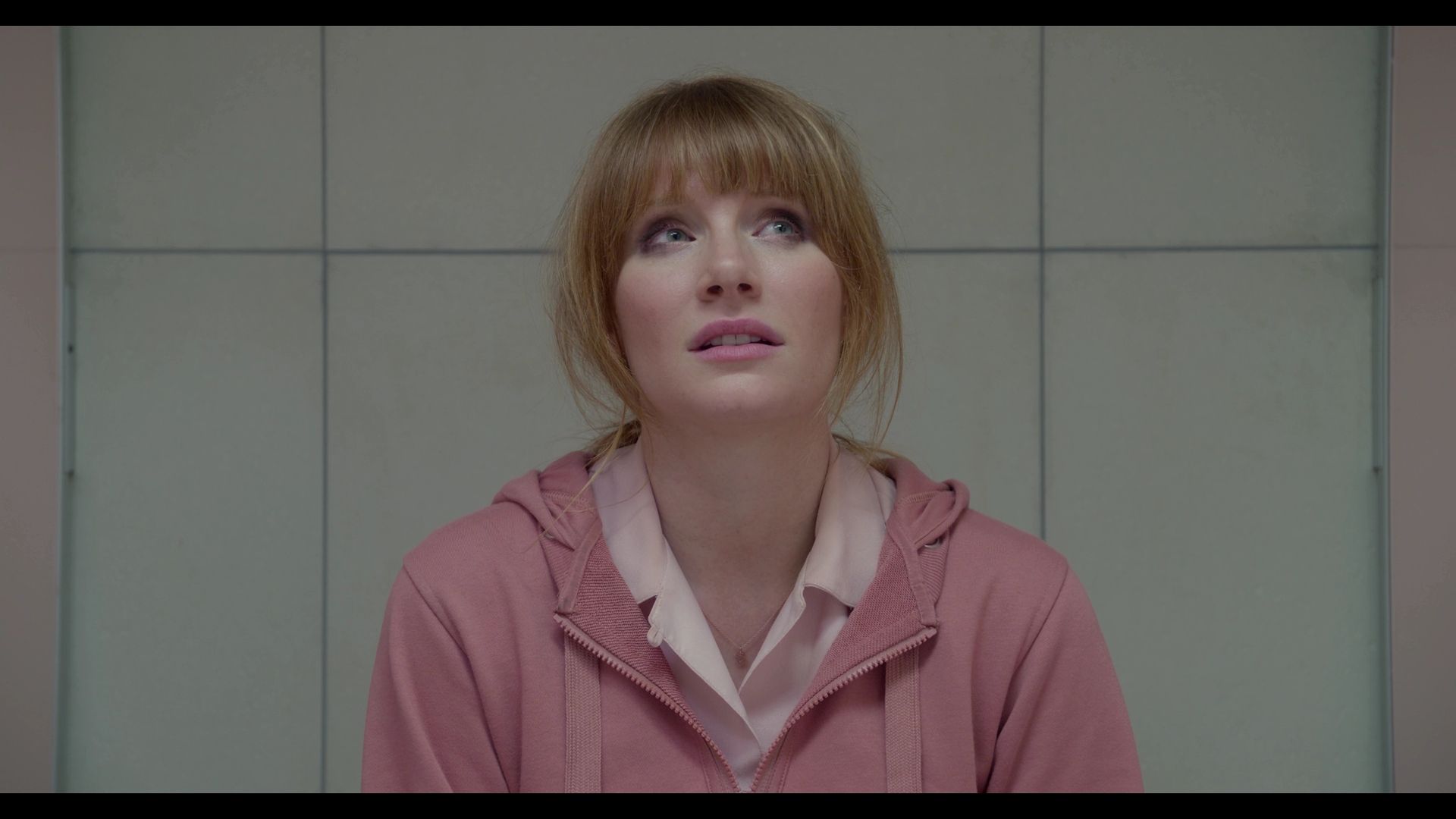 BlackMirror_3x01_Nosedive_0784.jpg