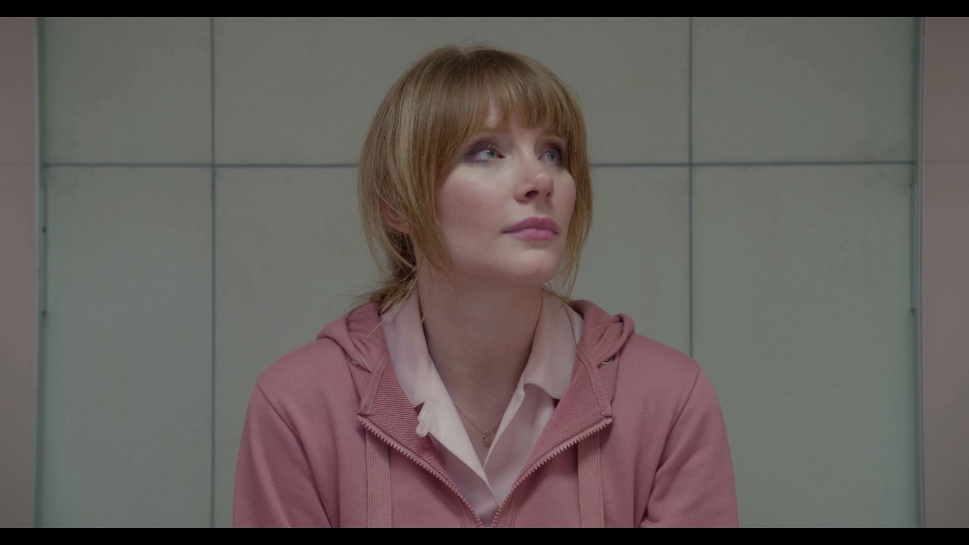 BlackMirror_3x01_Nosedive_0787.jpg