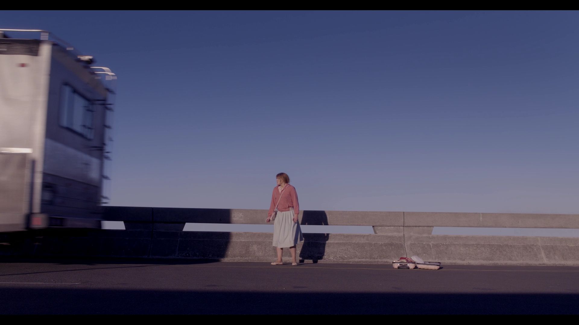 BlackMirror_3x01_Nosedive_0856.jpg