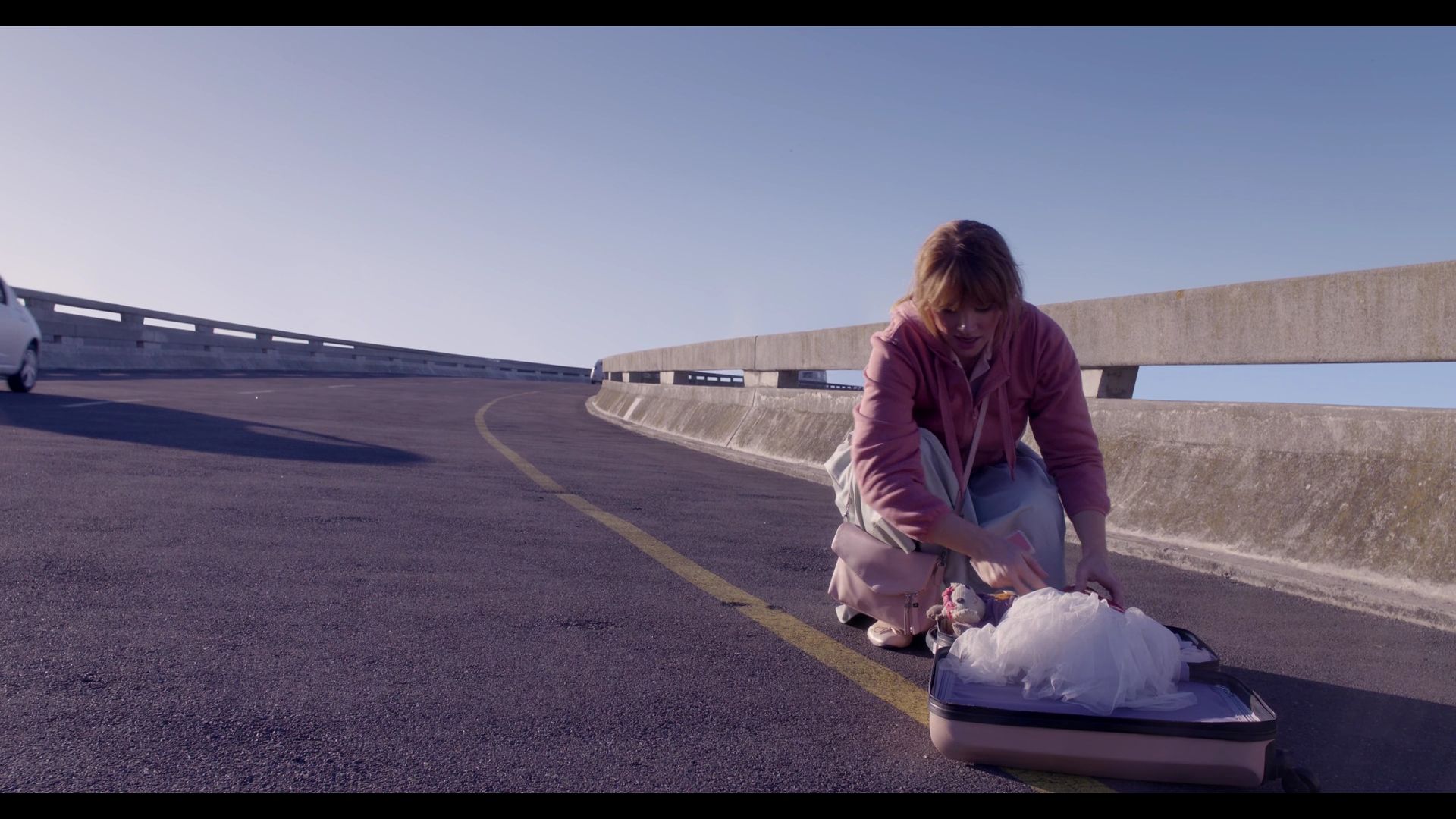 BlackMirror_3x01_Nosedive_0858.jpg