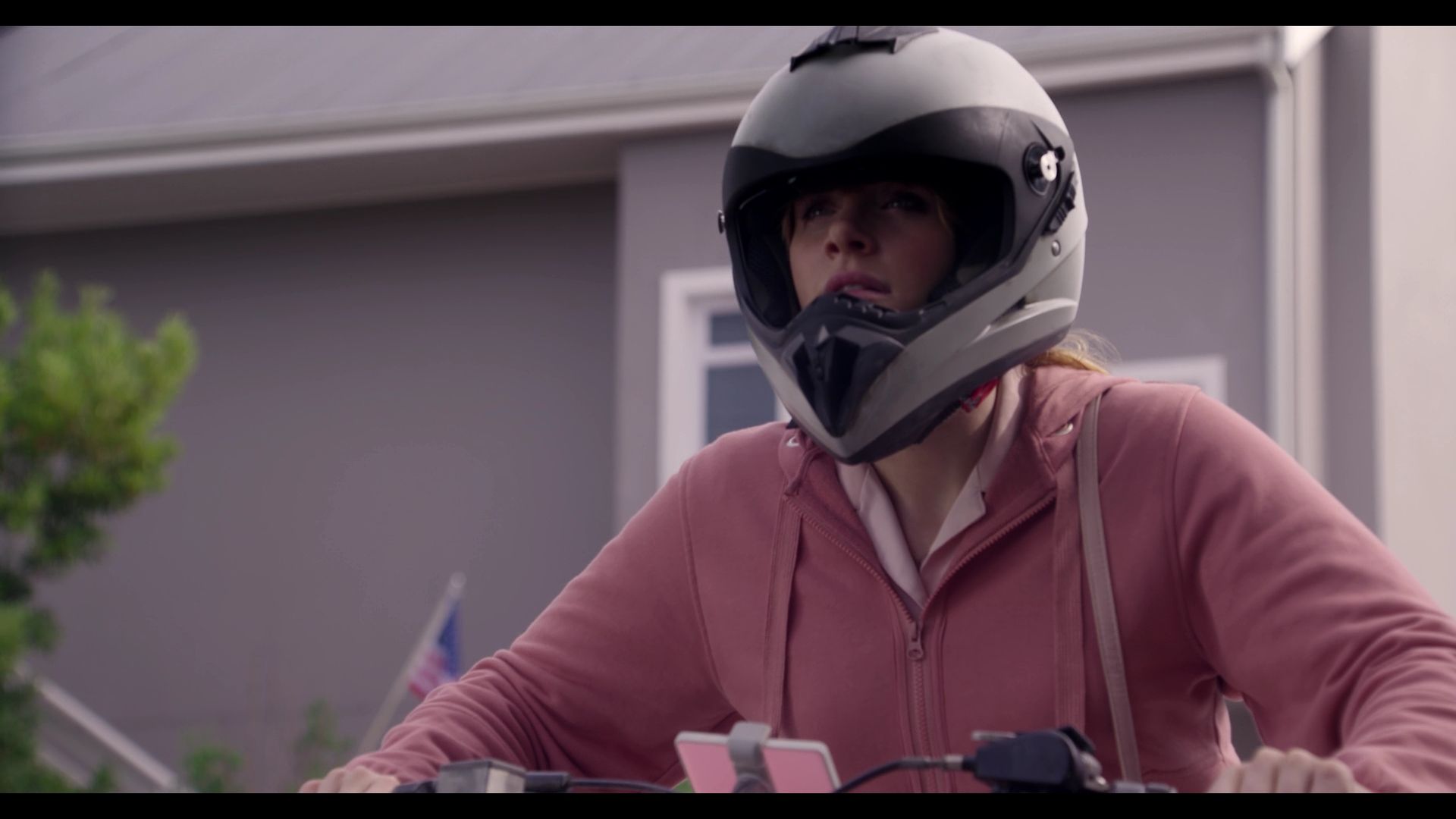 BlackMirror_3x01_Nosedive_0879.jpg BlackMirror_3x01_Nosedive_0879.jpg