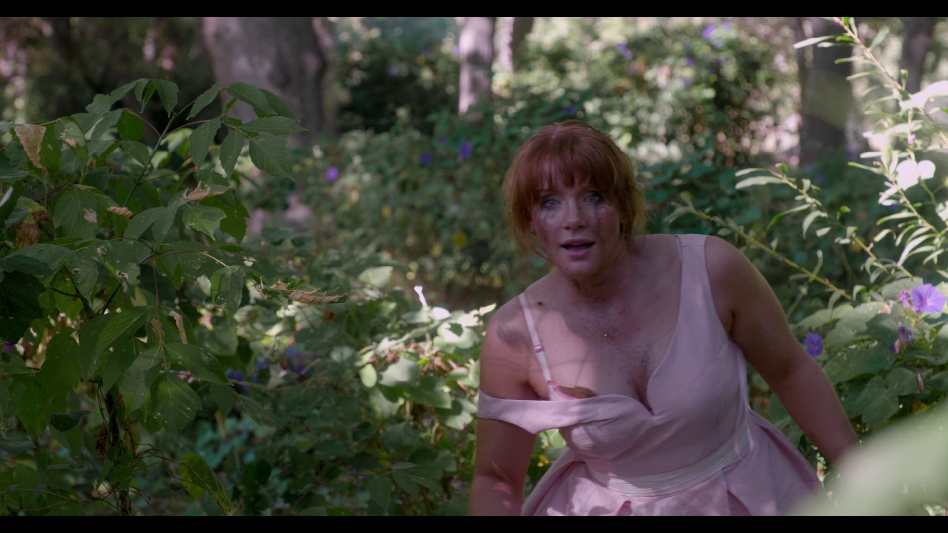 BlackMirror_3x01_Nosedive_0890.jpg