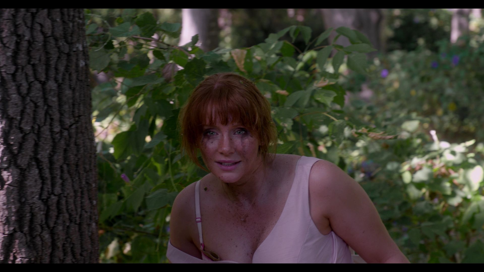 BlackMirror_3x01_Nosedive_0893.jpg