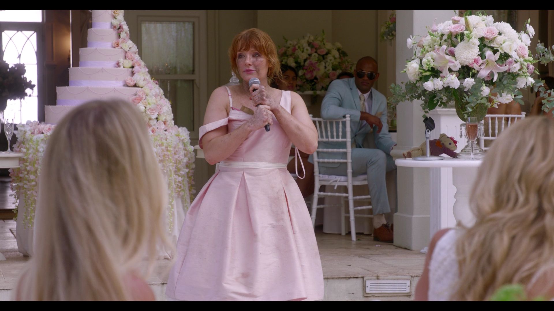 BlackMirror_3x01_Nosedive_0913.jpg