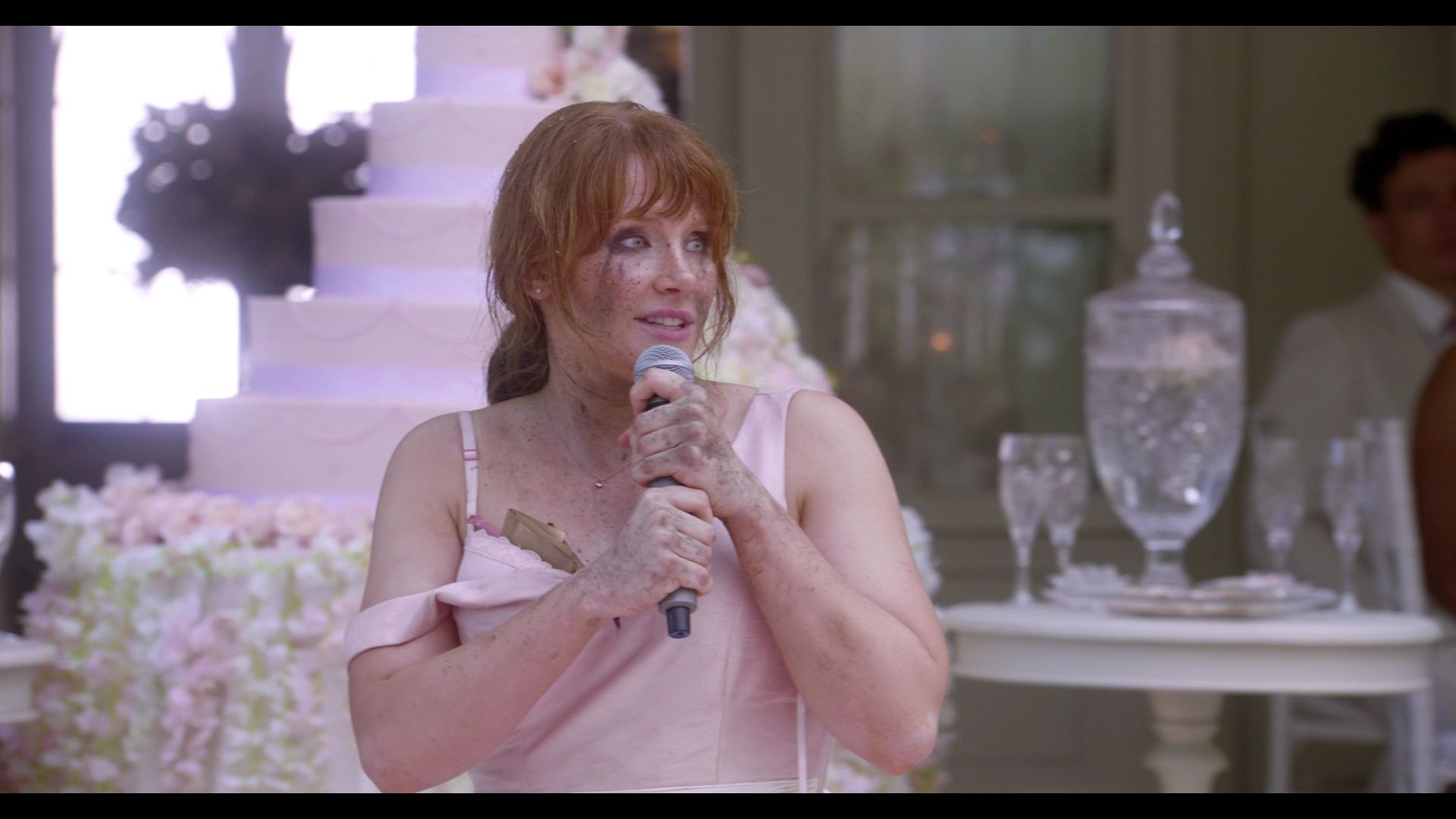 BlackMirror_3x01_Nosedive_0950.jpg