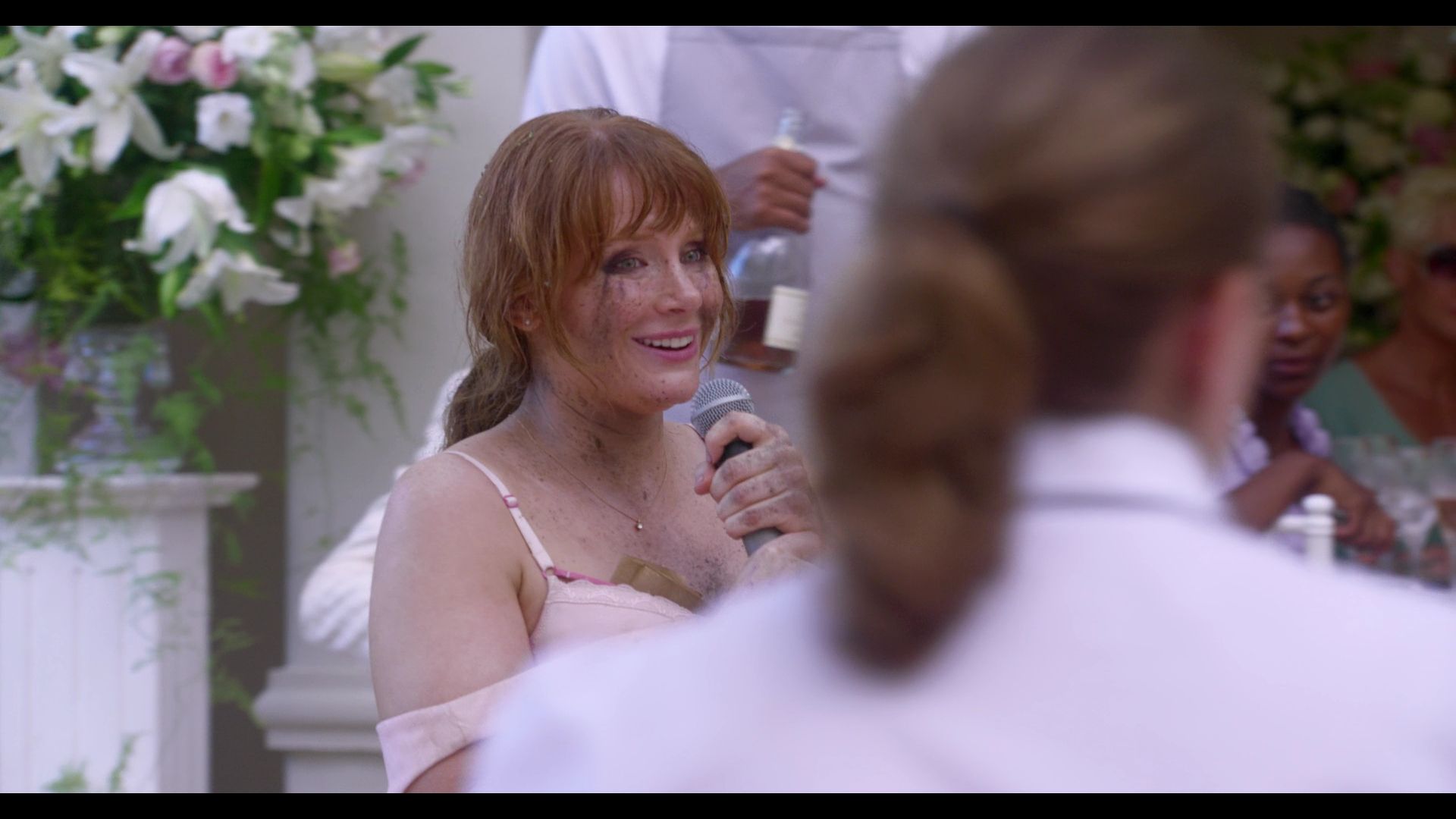 BlackMirror_3x01_Nosedive_0955.jpg