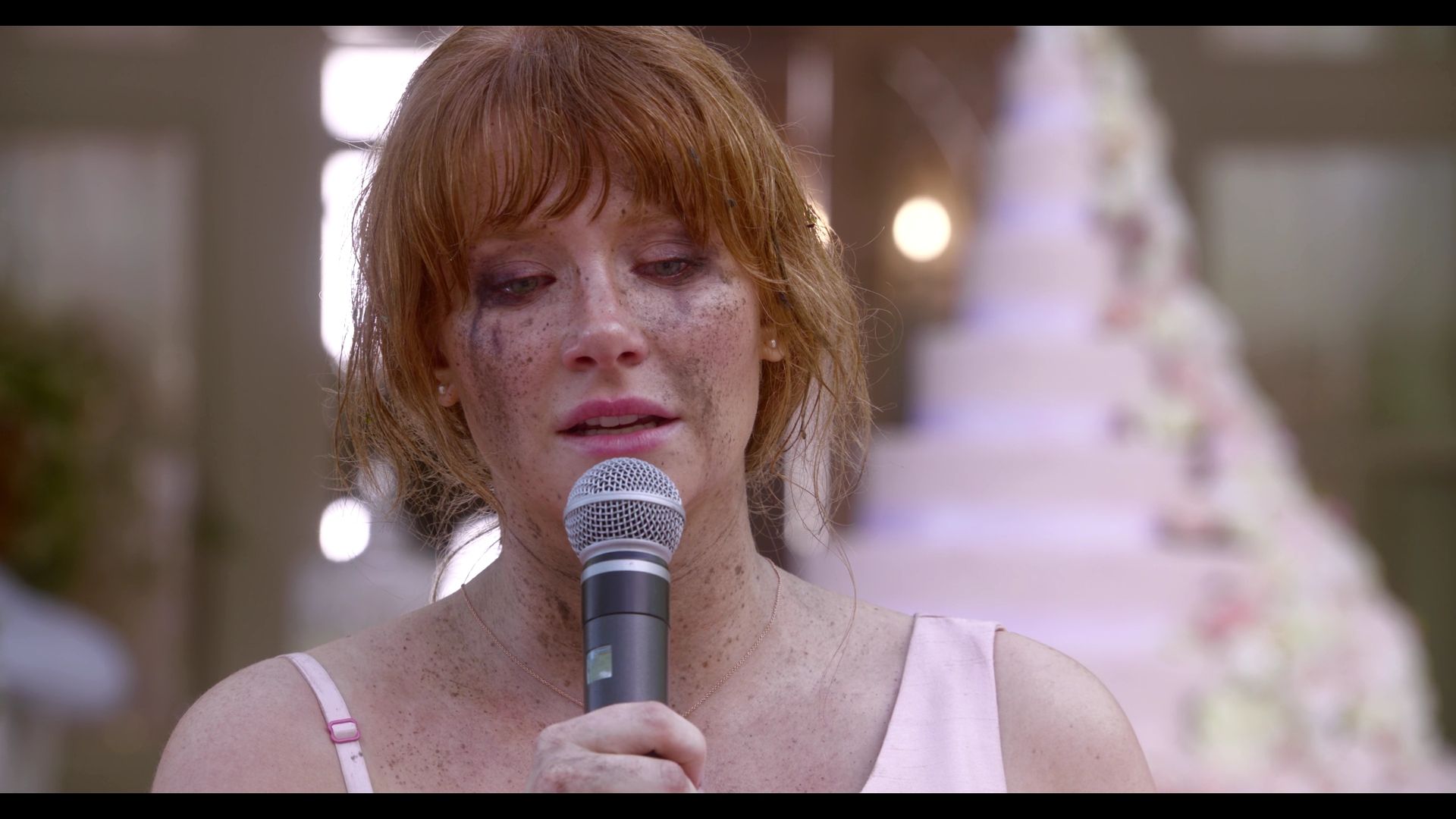 BlackMirror_3x01_Nosedive_0988.jpg