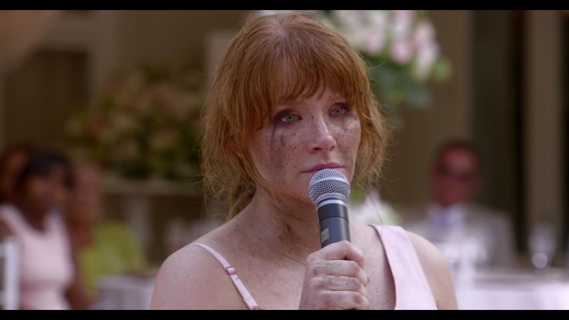 BlackMirror_3x01_Nosedive_1004.jpg