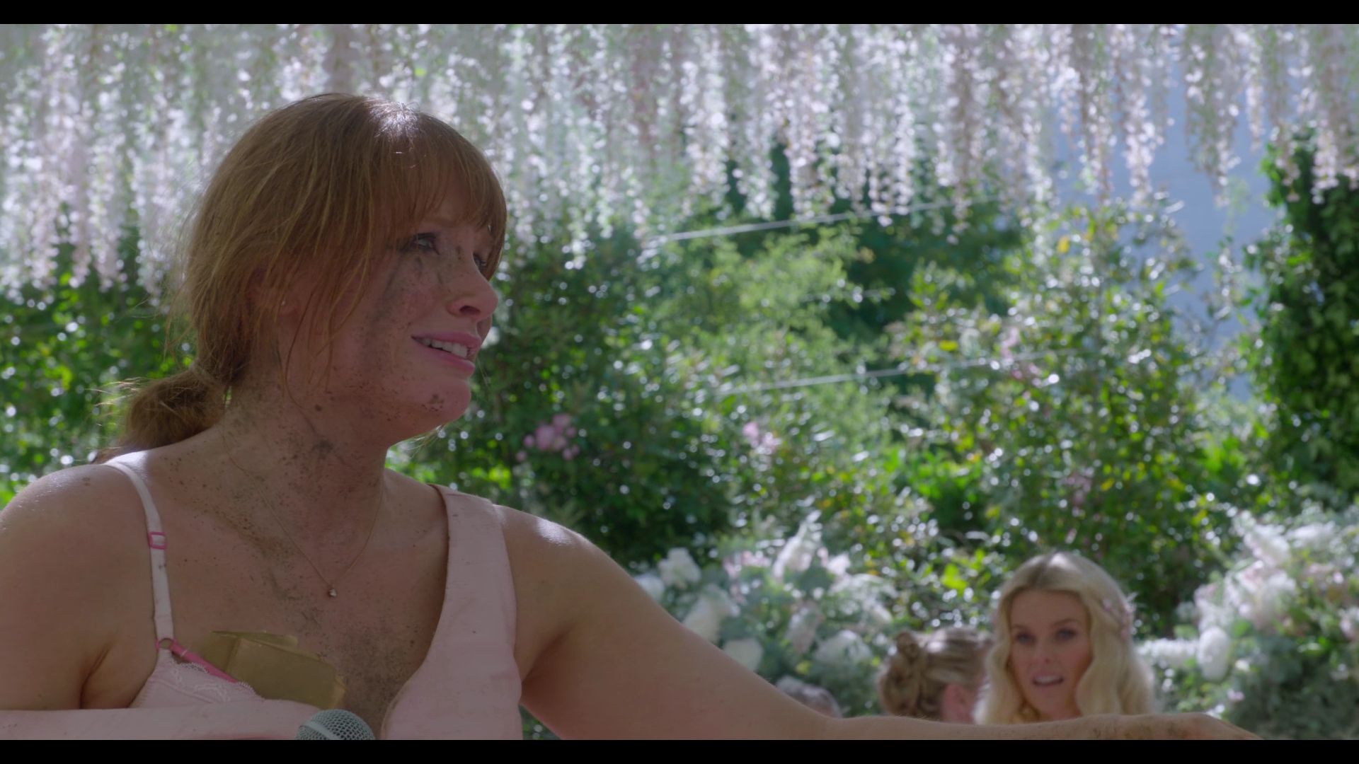 BlackMirror_3x01_Nosedive_1032.jpg BlackMirror_3x01_Nosedive_1032.jpg