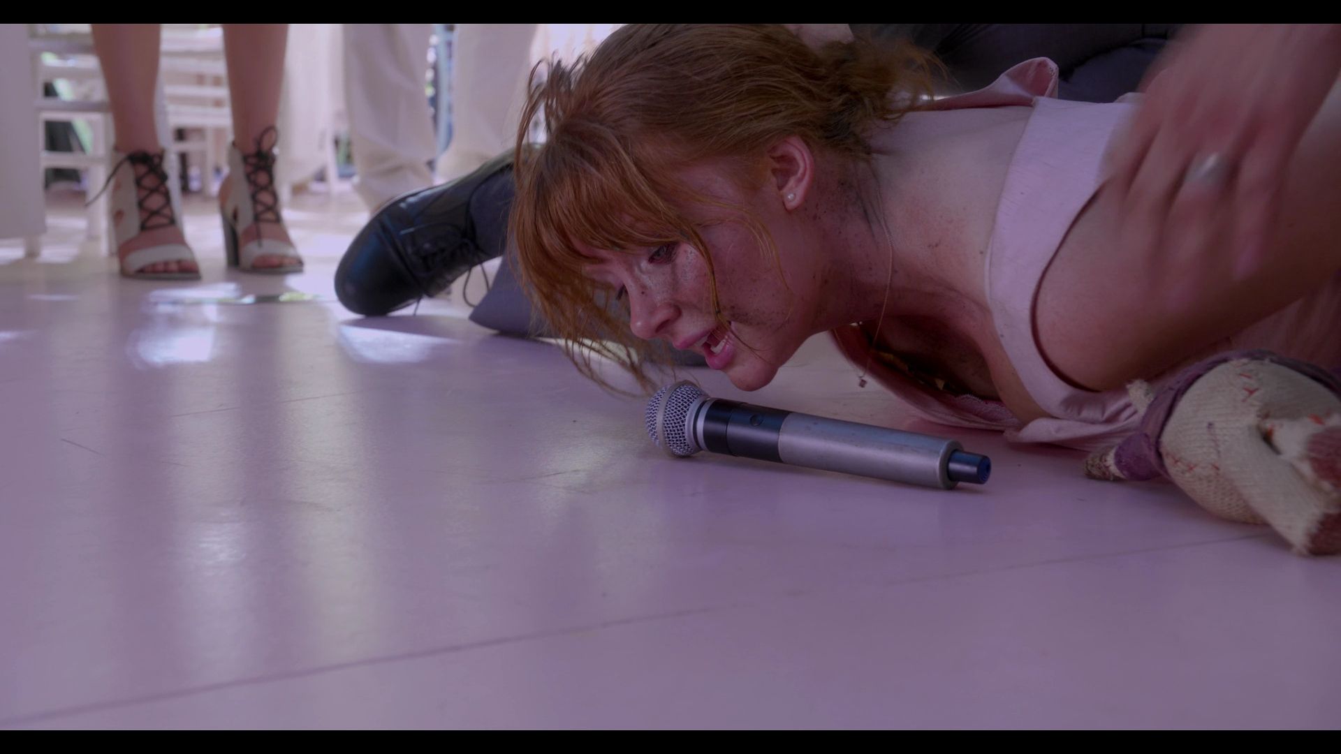 BlackMirror_3x01_Nosedive_1042.jpg