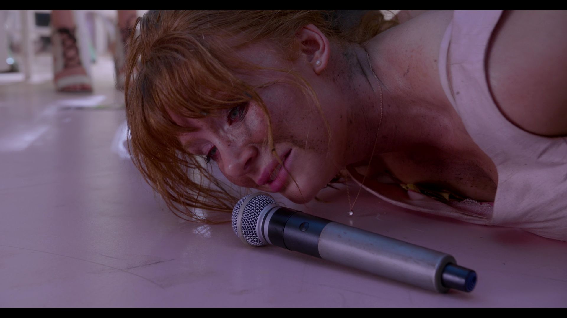 BlackMirror_3x01_Nosedive_1057.jpg