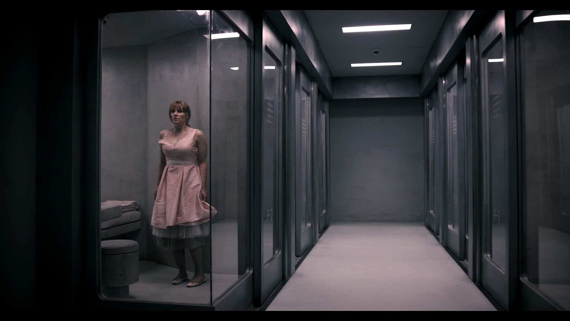 BlackMirror_3x01_Nosedive_1099.jpg