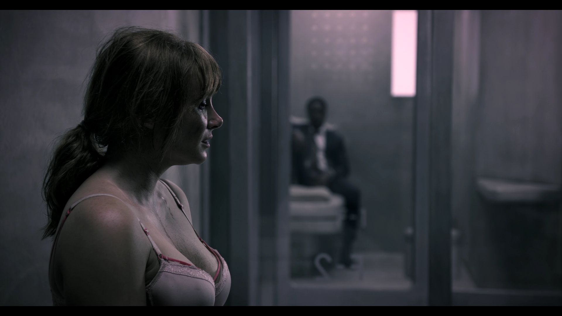 BlackMirror_3x01_Nosedive_1135.jpg