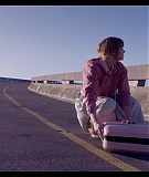 BlackMirror_3x01_Nosedive_0863.jpg