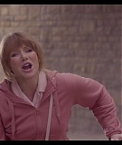 BlackMirror_3x01_Nosedive_0868.jpg