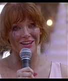 BlackMirror_3x01_Nosedive_0982.jpg